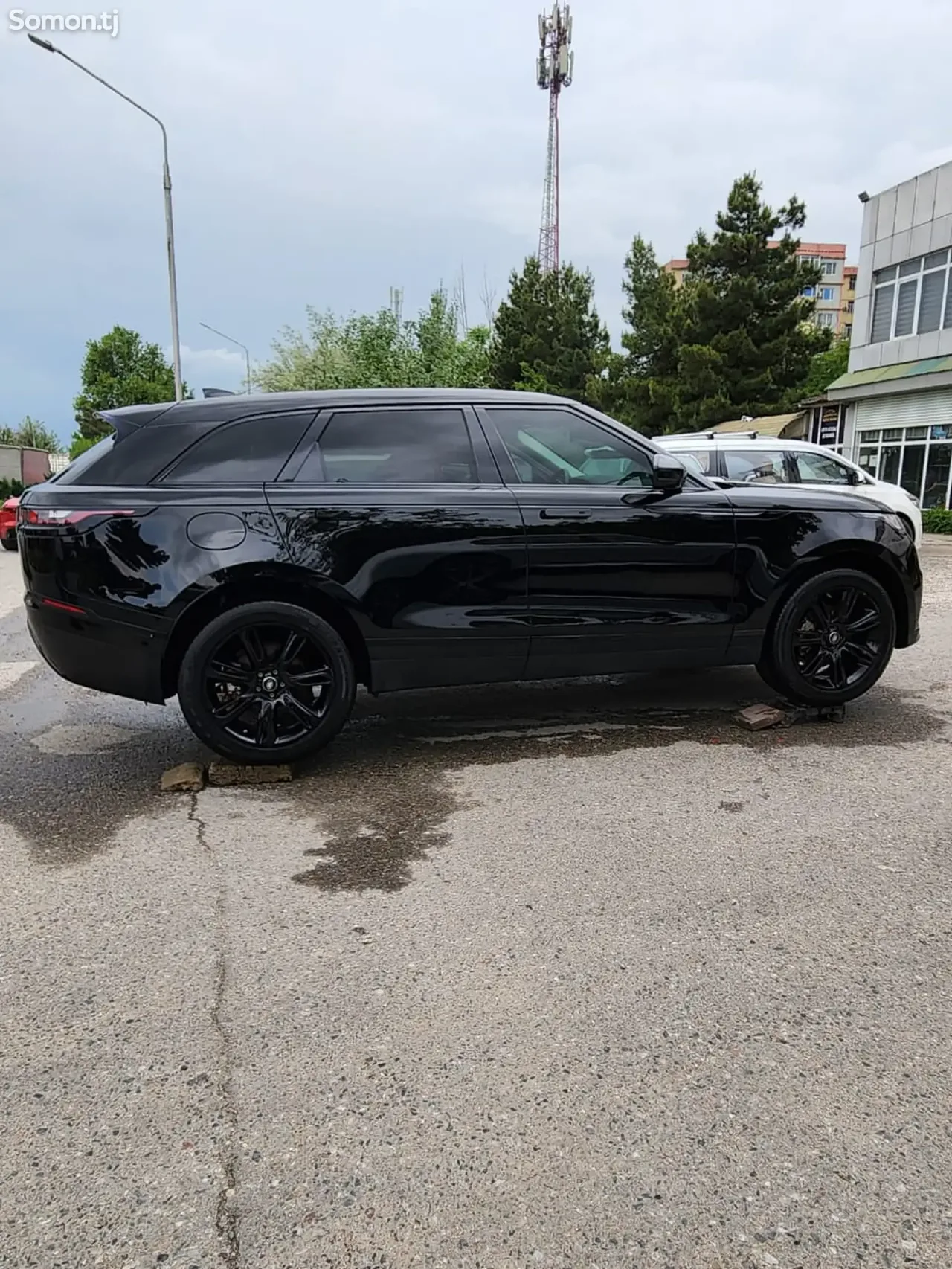 Land Rover Range Rover Velar 2020 · 2.5 AT