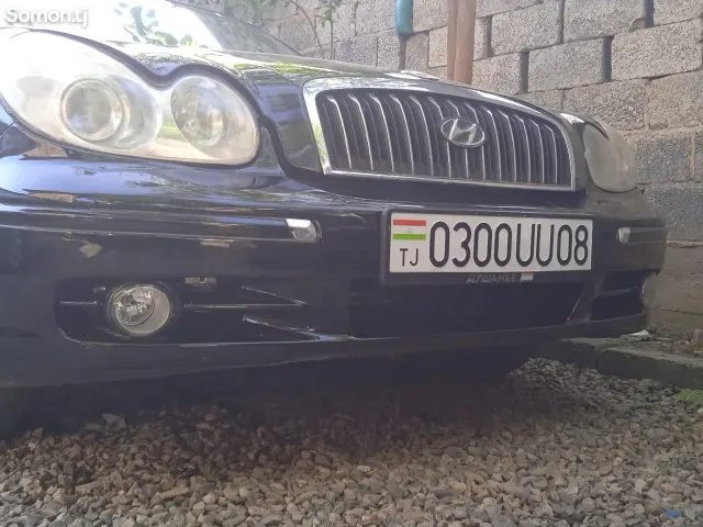 Hyundai Sonata 2003 · 1.8 MT