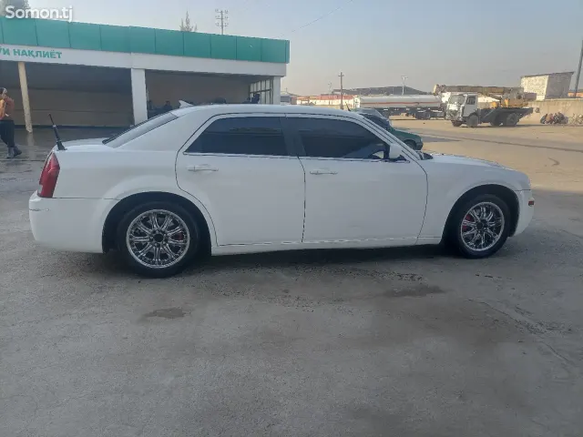 Chrysler 300 M 2006 · 2.7 AT