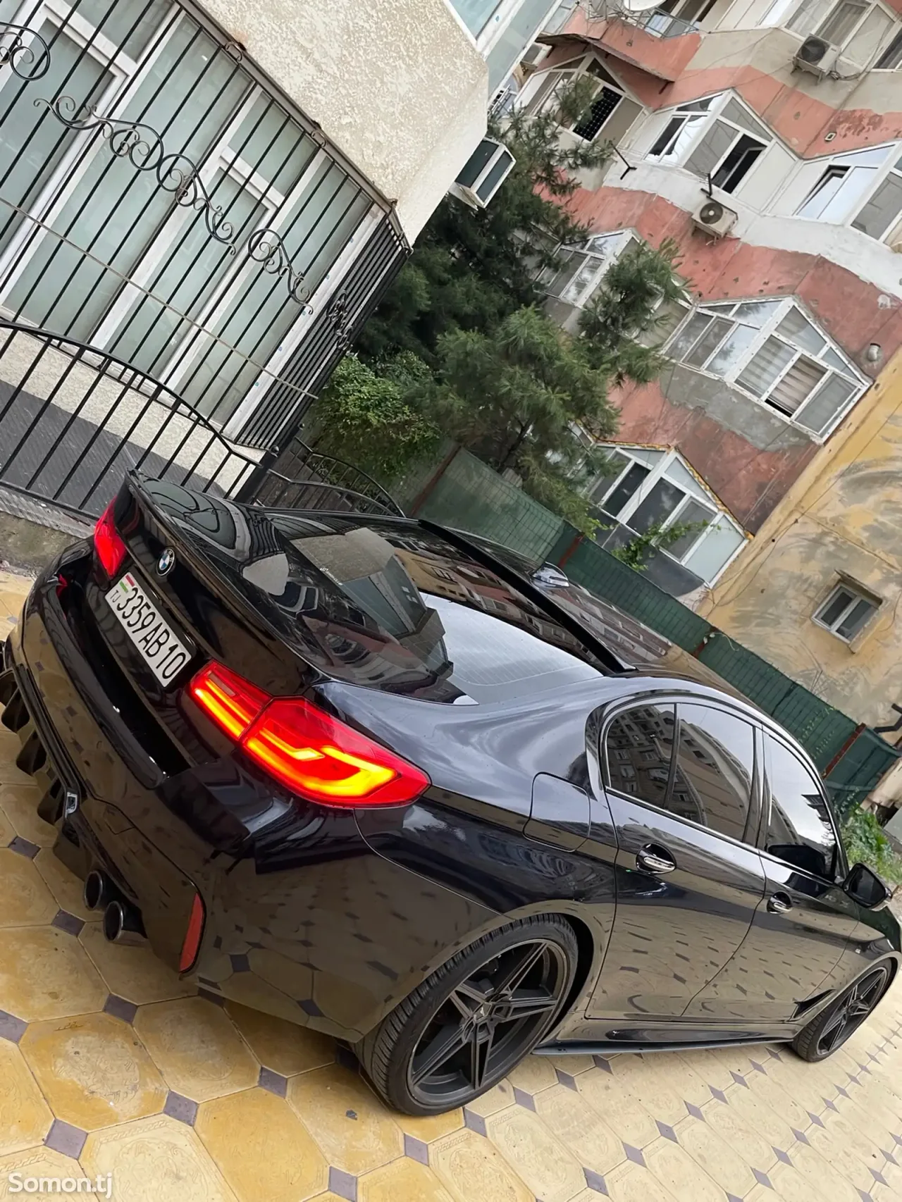 BMW 5 series 2017 · 3.0 AT