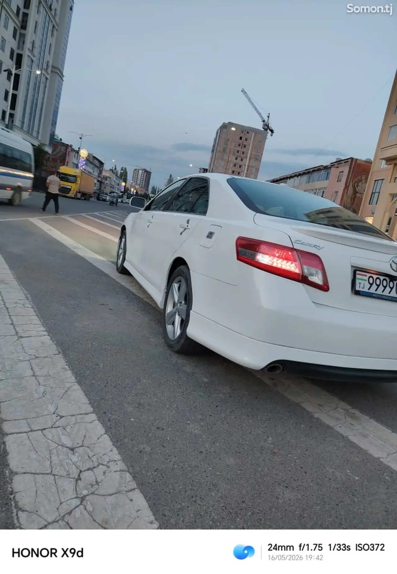Toyota Camry 2011 · 2.5 AT