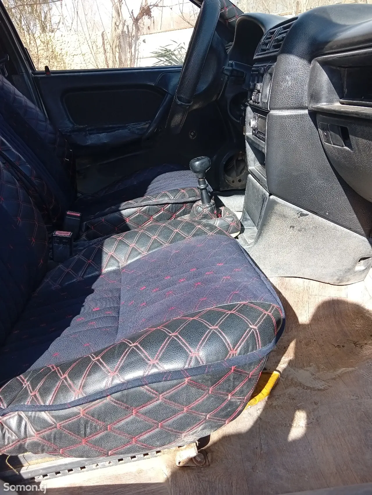 Opel Vectra A 1990 · 1.8 MT