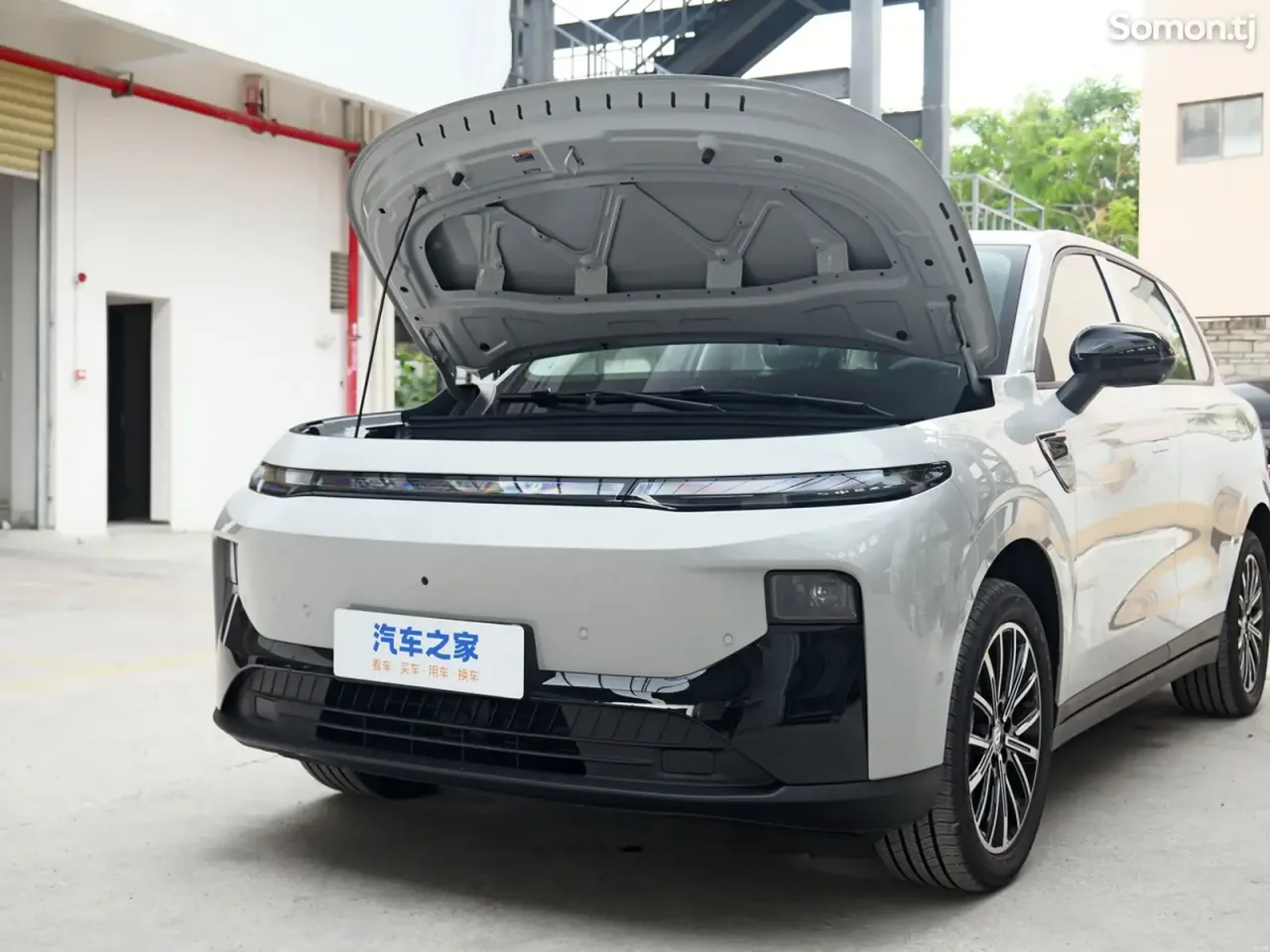 Leapmotor B10 2025 · AT