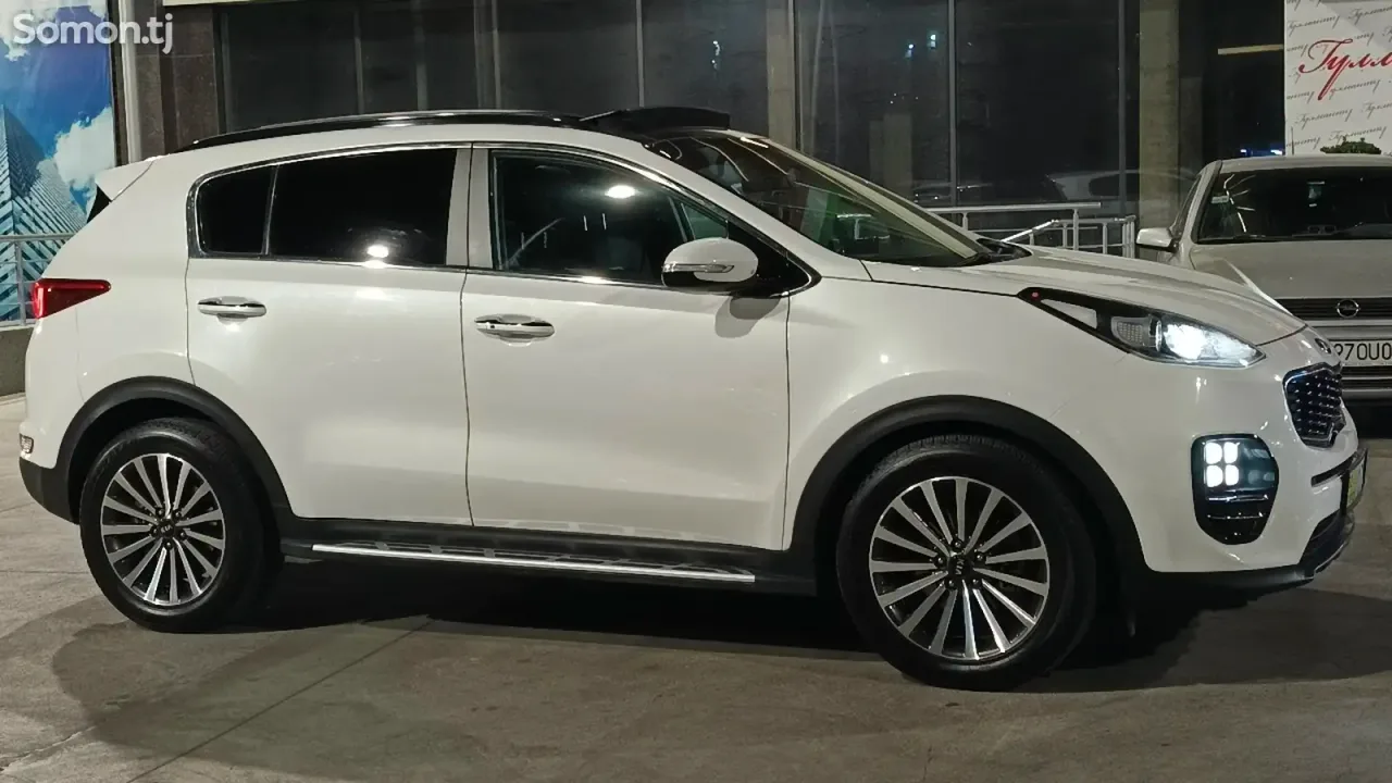 Kia Sportage 2018 · 2.0 AT