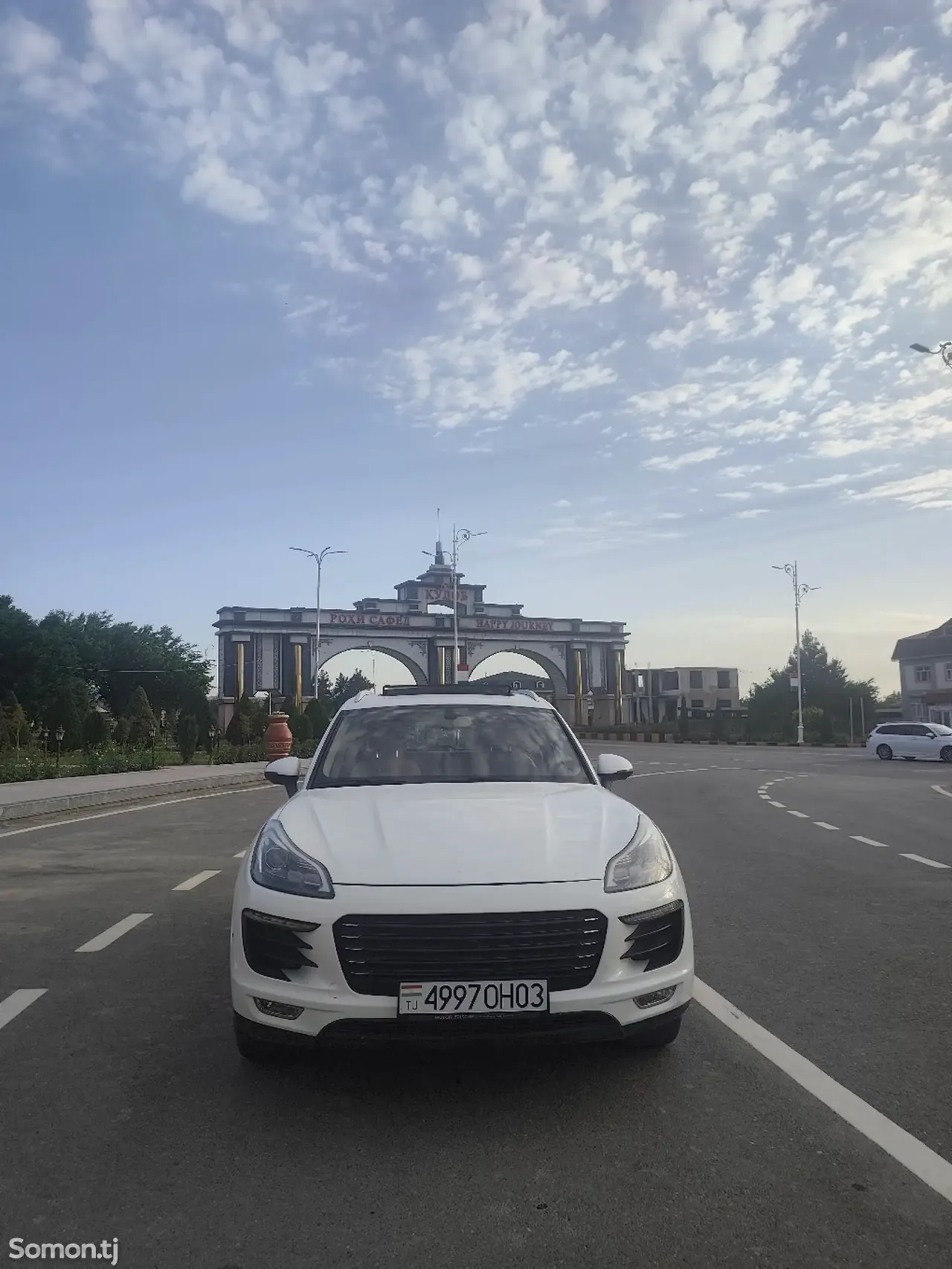 Zotye SR9 2016 · 2.0 AT