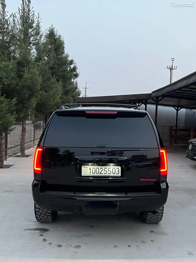 Toyota Land Cruiser 2011 · 5.3 AT