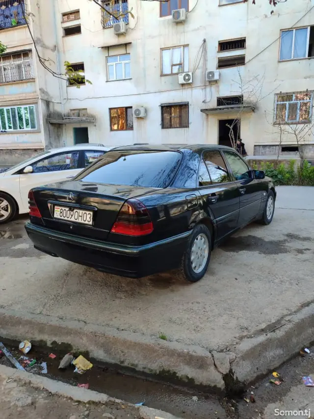 Mercedes-Benz C class 1998 · 2.0 MT