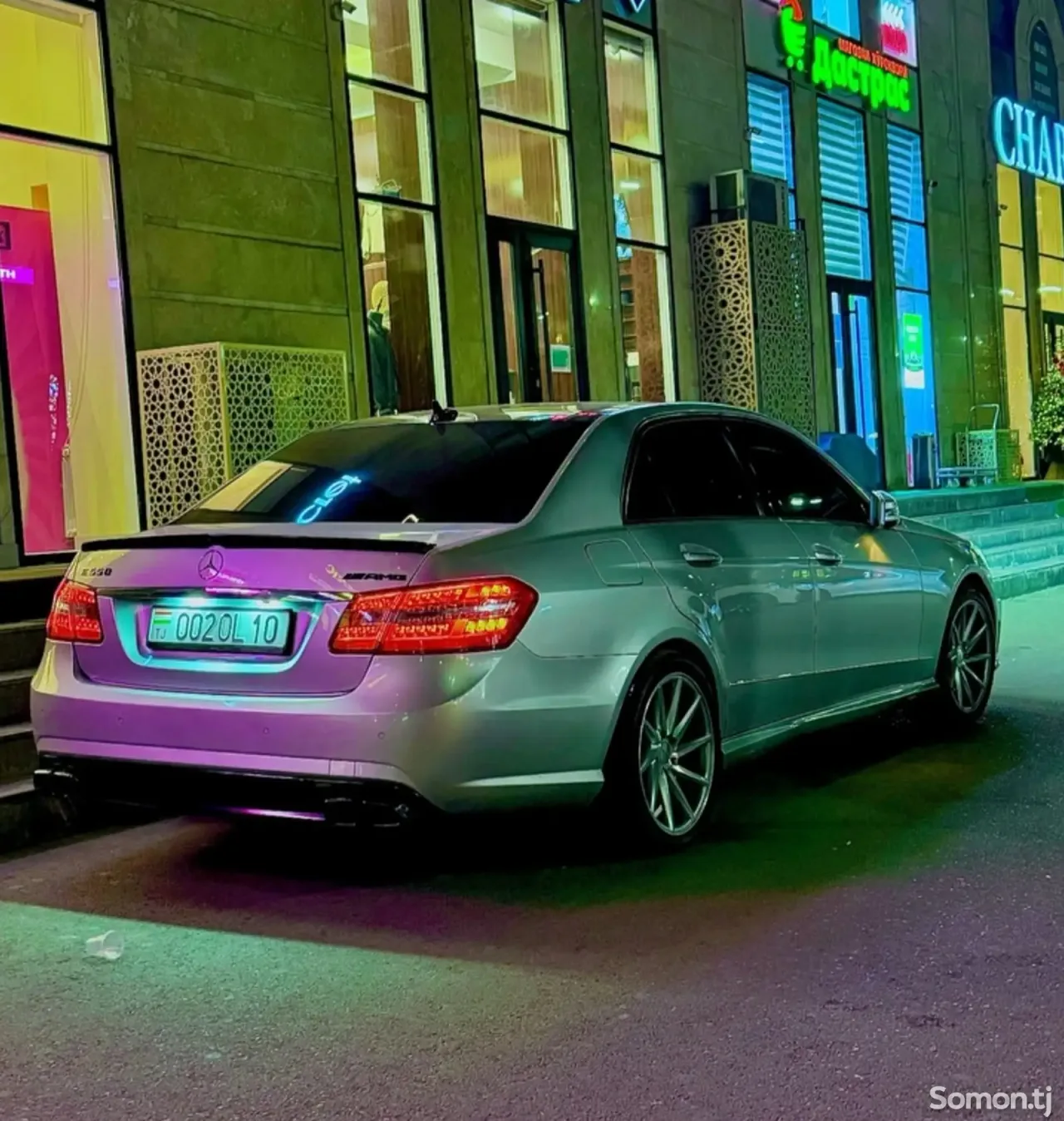 Mercedes-Benz E class 2012 · 3.5 AT