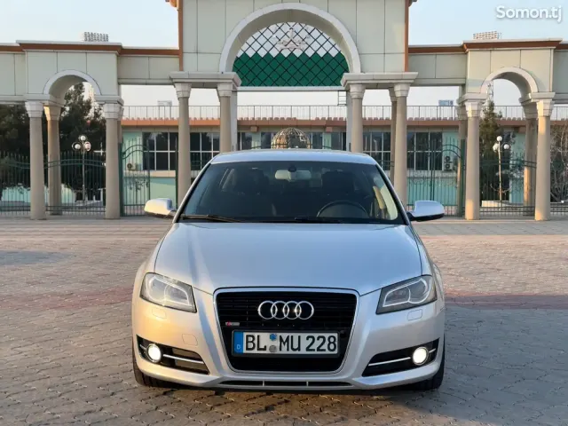 Audi A3 2012 · 2.0 AT