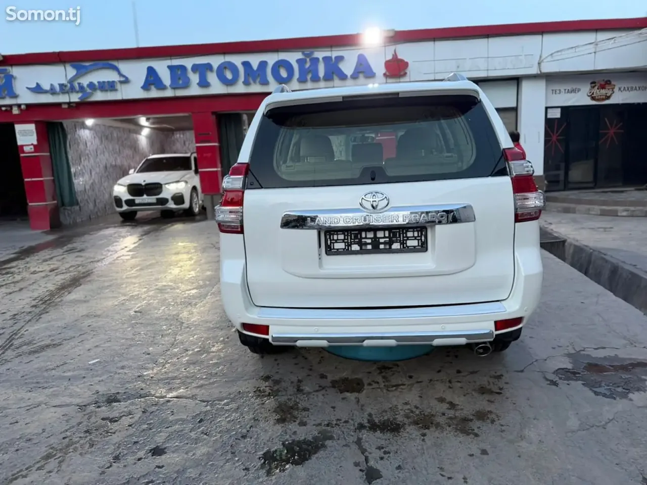 Toyota Land Cruiser Prado 2014 · 0.4 AT