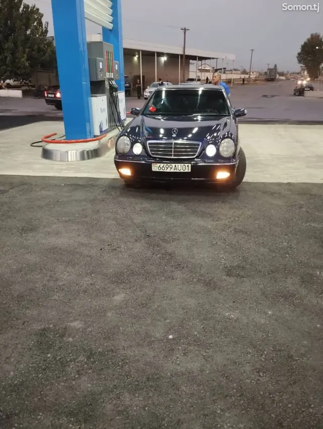 Mercedes-Benz E class 1998 · 2.3 MT
