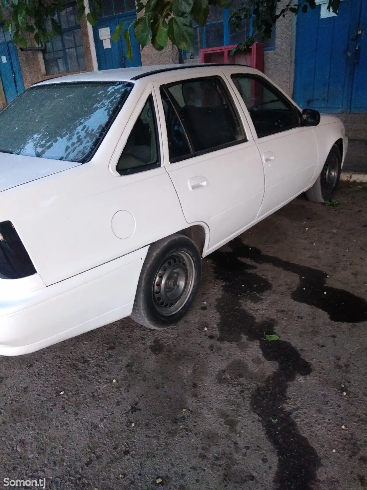 Daewoo Nexia 1996 · 1.8 MT