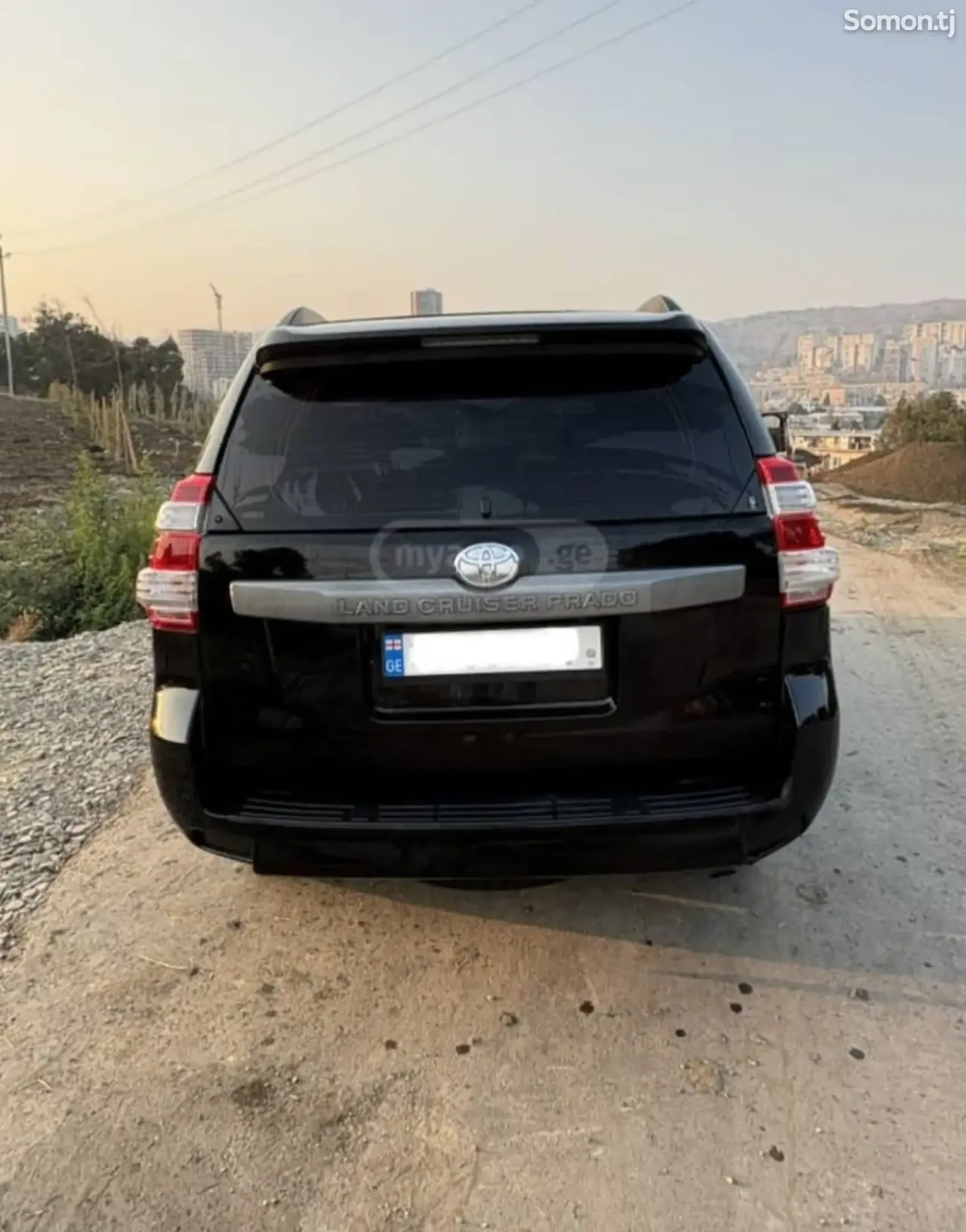 Toyota Land Cruiser Prado 2016 · 4.7 AT