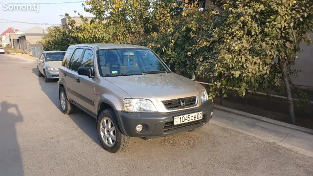Honda CR-V 1999 · 2.0 MT