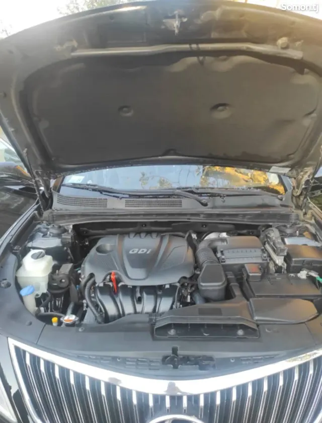 Hyundai Grandeur 2014 · 2.4 AT