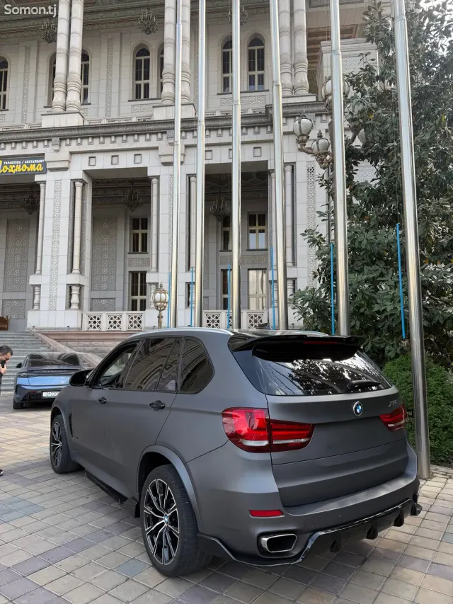 BMW X5 2015 · 3.0 AT