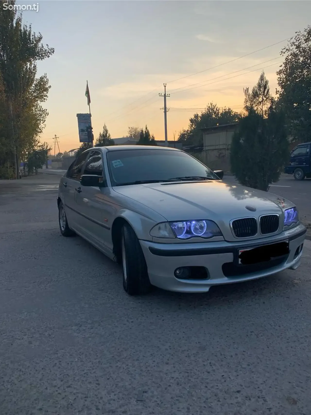 BMW 3 series 2000 · 1.8 MT