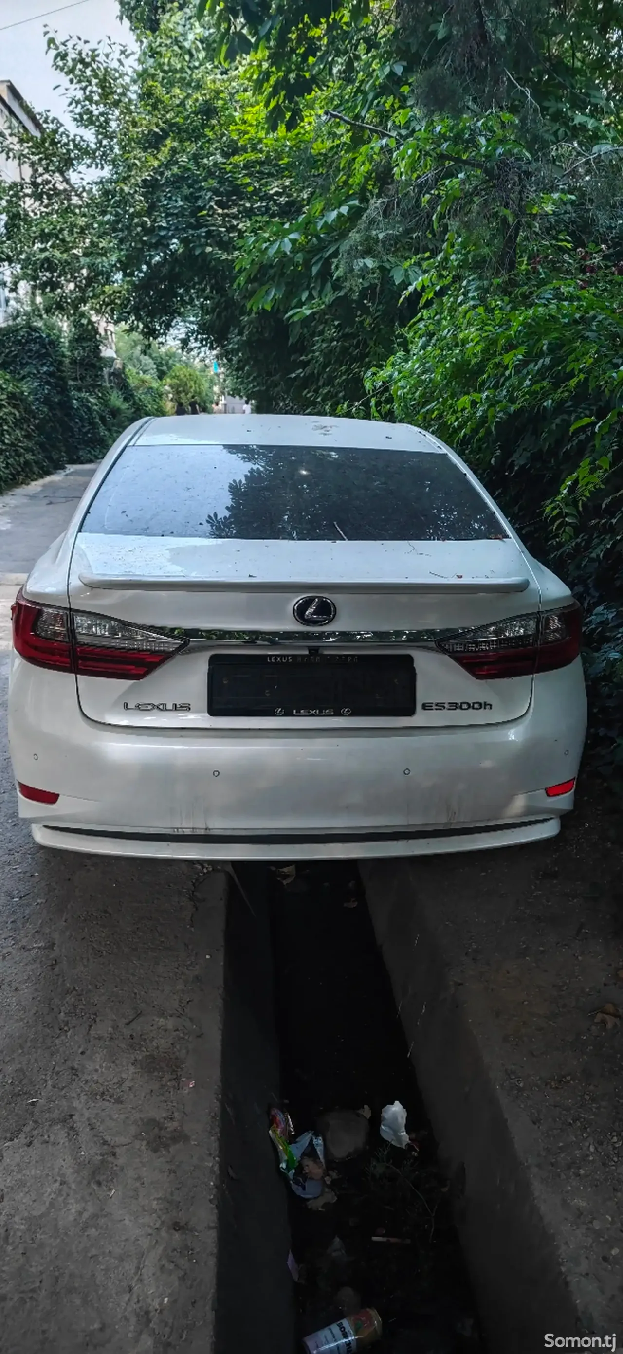 Lexus ES series 2015 · 3.0 AT