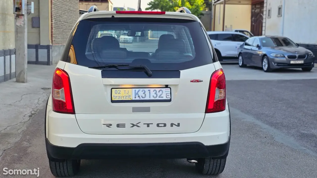 Ssang Yong Rexton 2016 · 2.0 AT