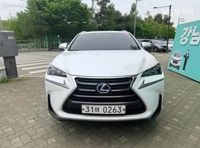 Lexus NX series 2017 · 2.5 AT