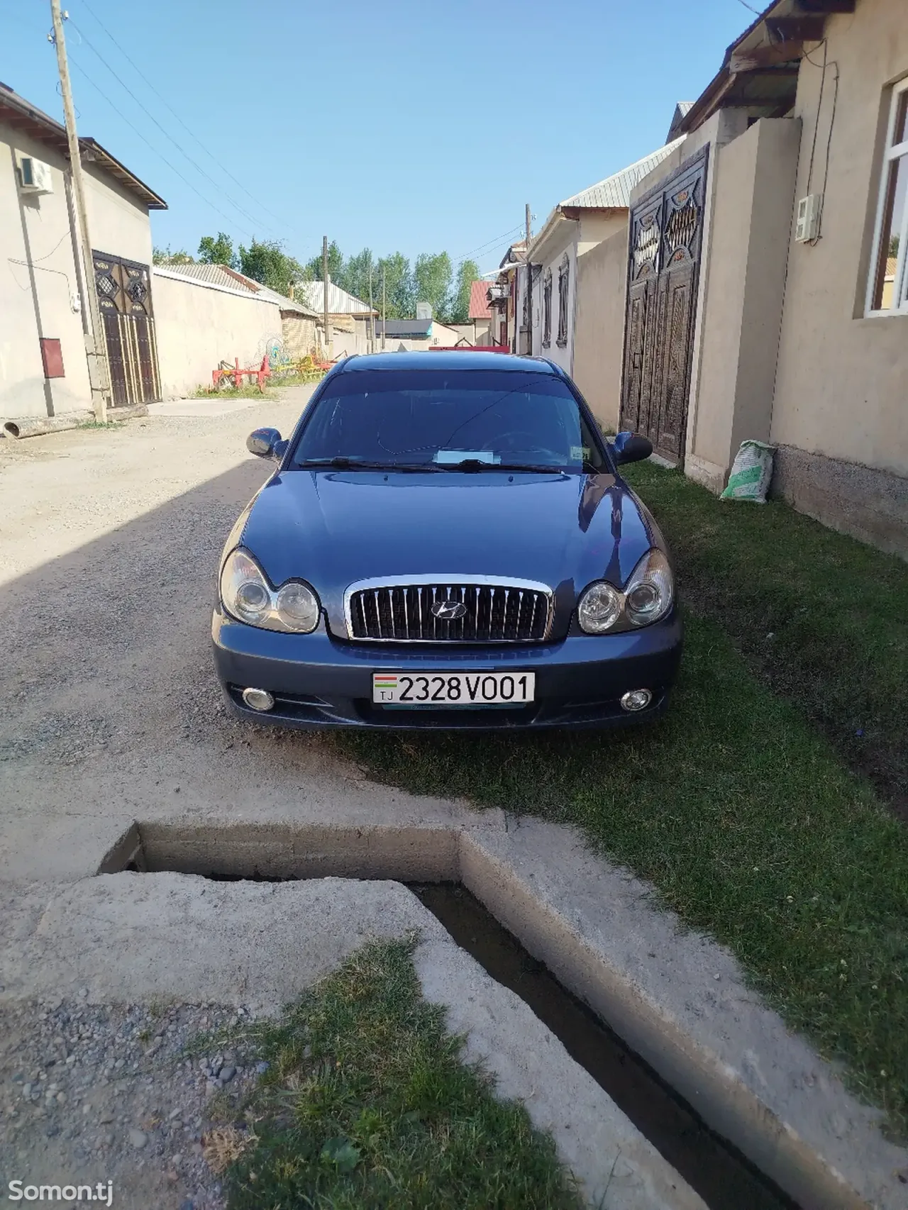 Hyundai Sonata 2004 · 1.8 MT