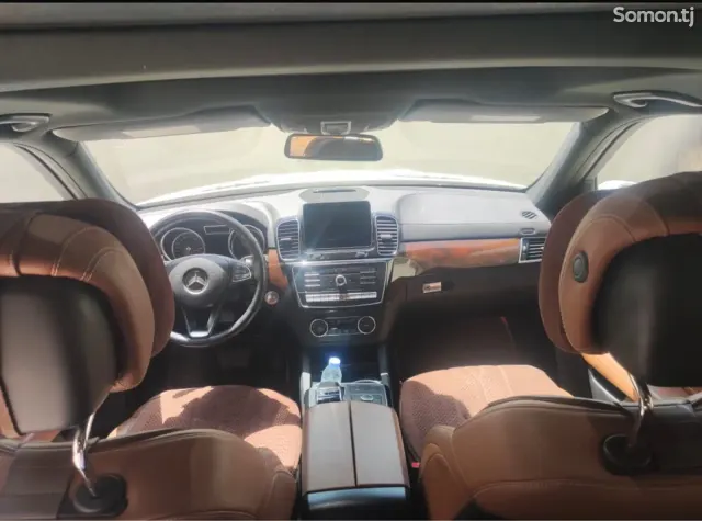 Mercedes-Benz GLS 2017 · 4.5 AT