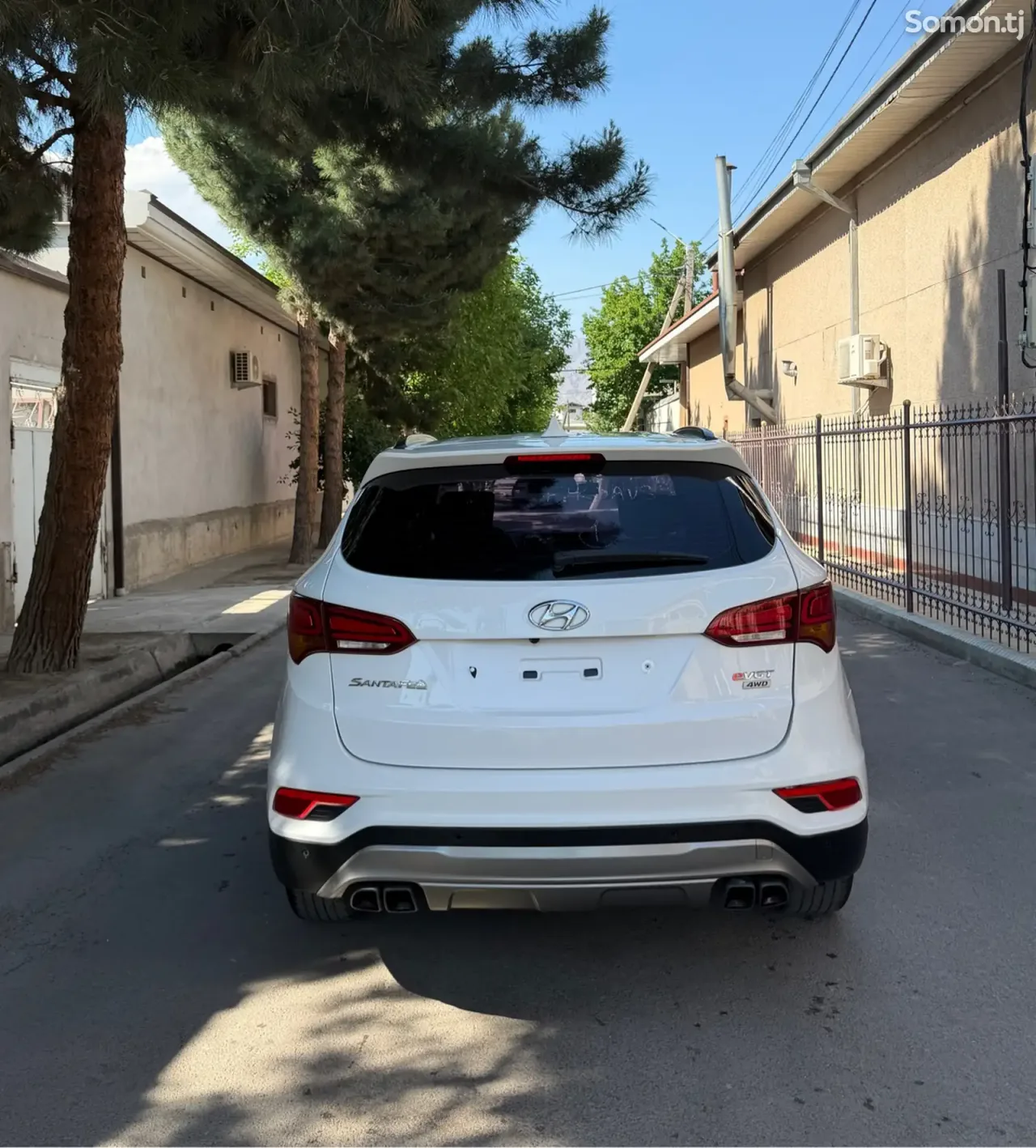 Hyundai Santa Fe 2016 · 2.0 AT