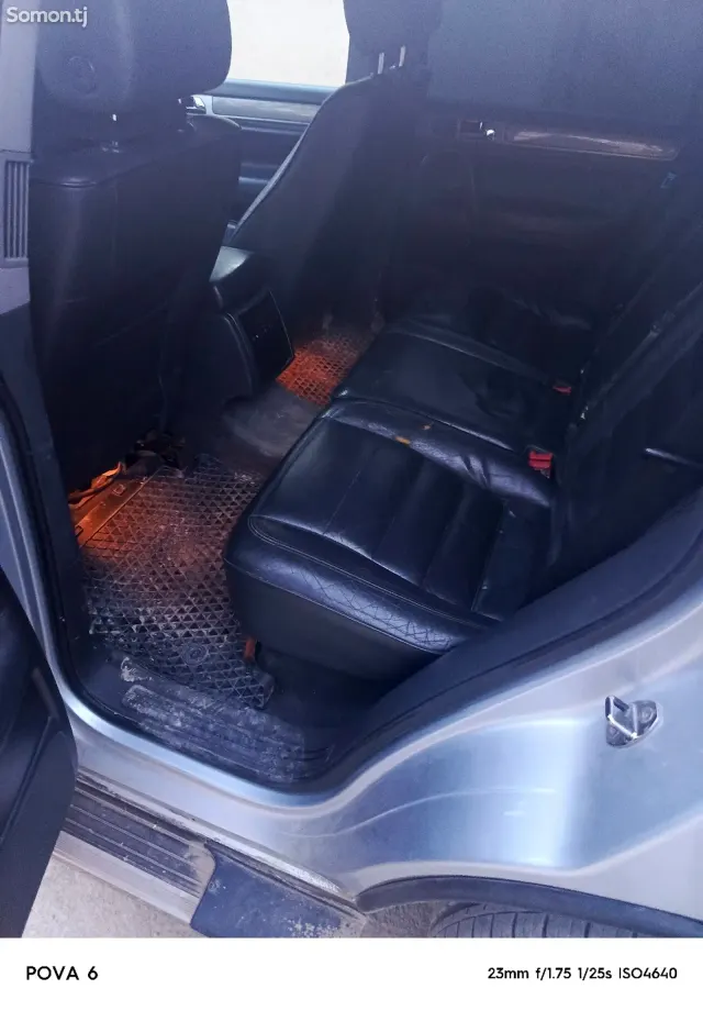 Volkswagen Touareg 2006 · 2.2 AT