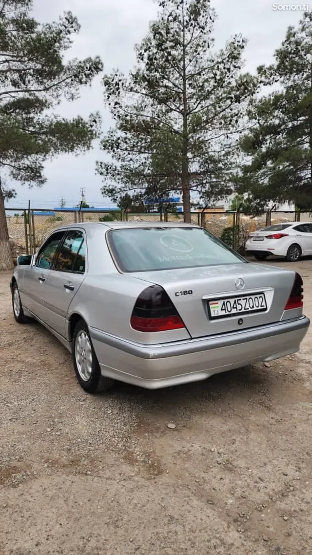Mercedes-Benz C class 1995 · 1.8 MT