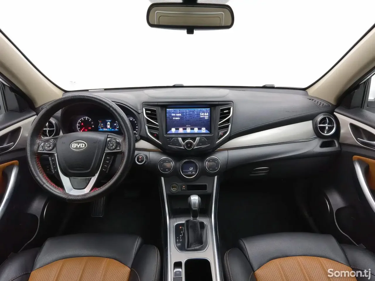 BYD Song 2016 · 2.0 AT