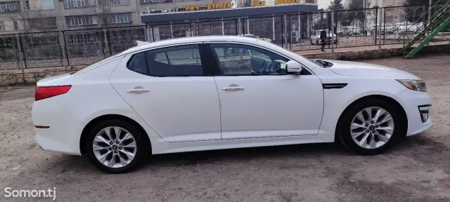 Kia Optima 2015 · 2.4 AT