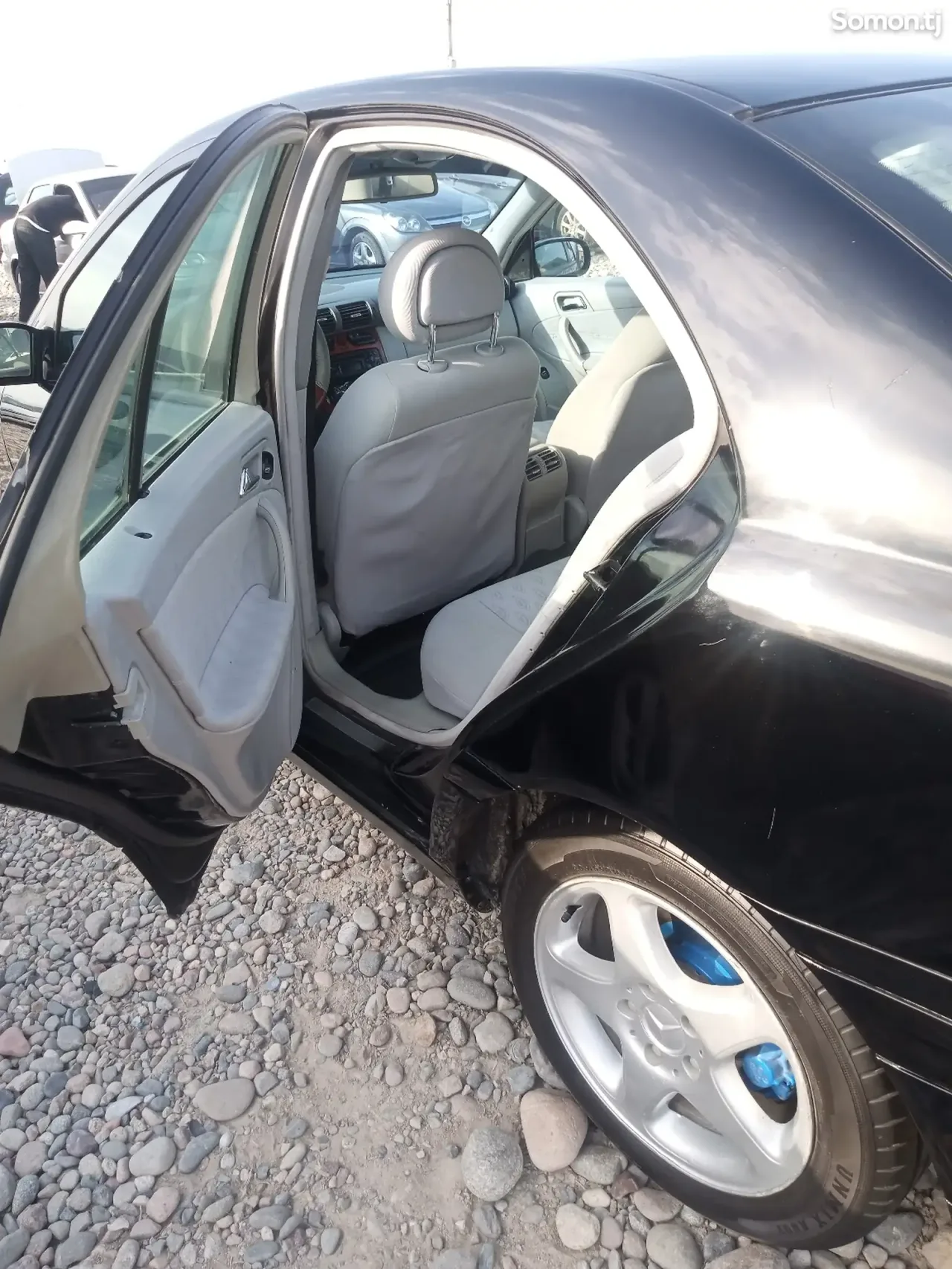 Mercedes-Benz C class 2004 · 2.0 MT