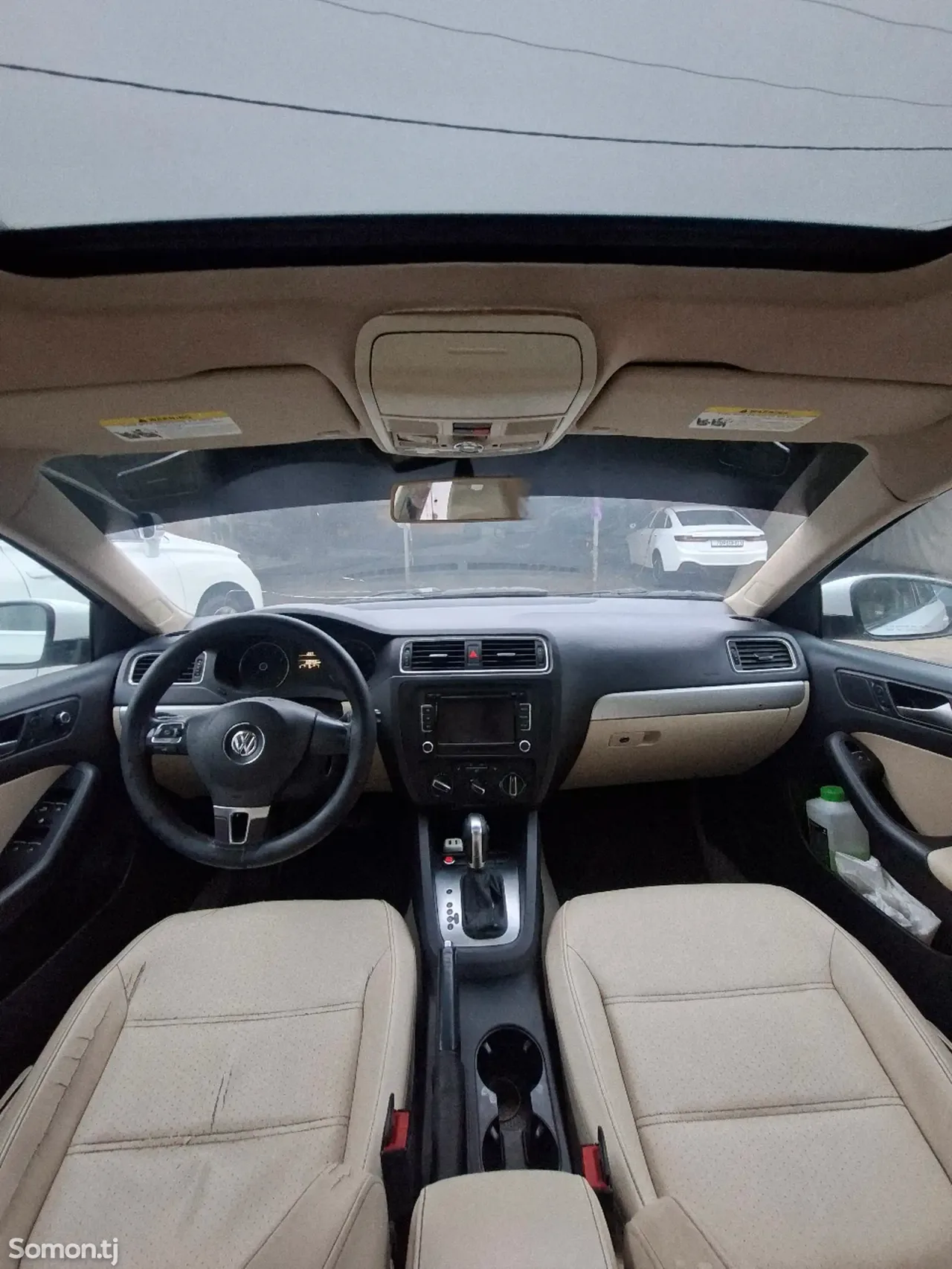 Volkswagen Jetta 2014 · 1.8 AT