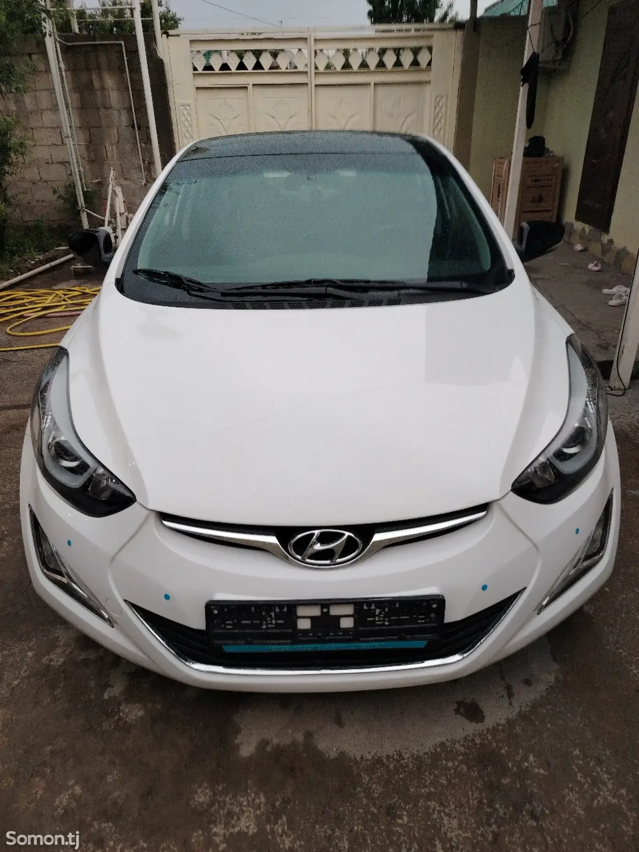 Hyundai Avante 2014 · 1.6 AT
