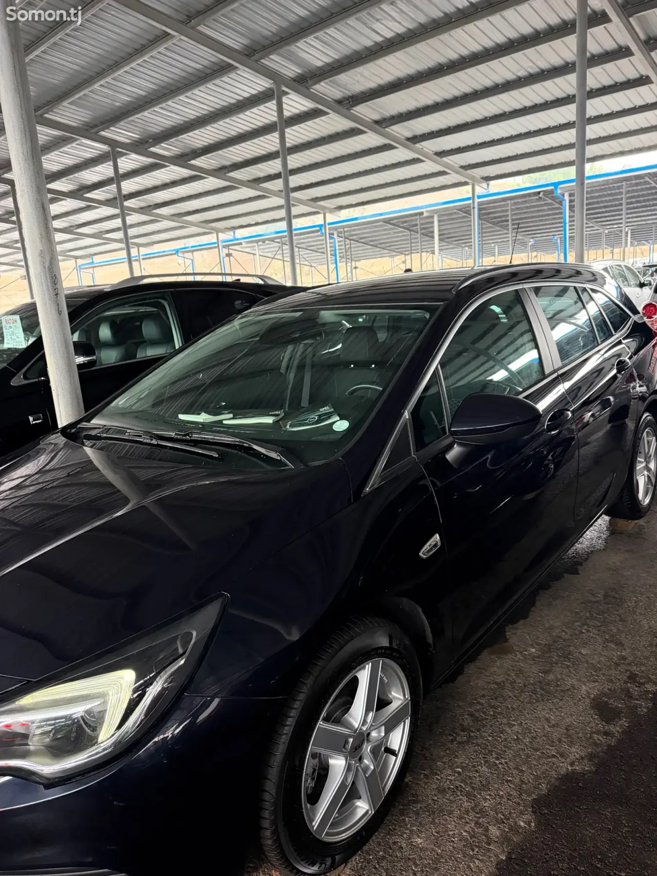 Opel Astra K 2018 · 1.6 MT