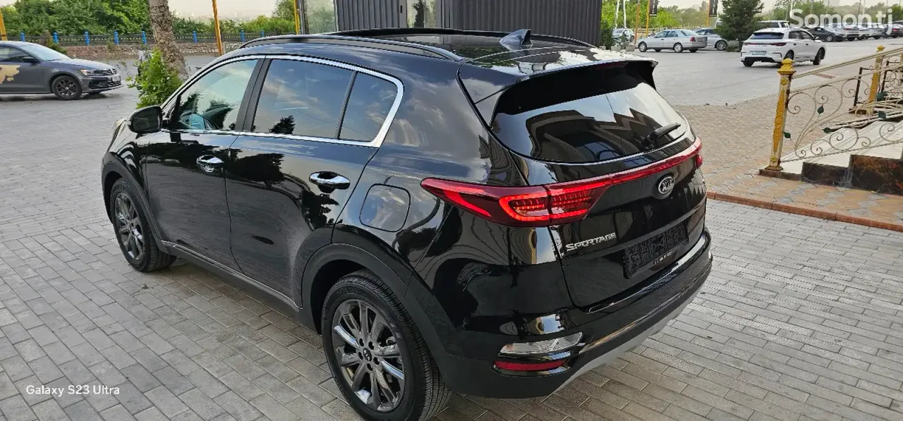 Kia Sportage 2020 · 2.0 AT