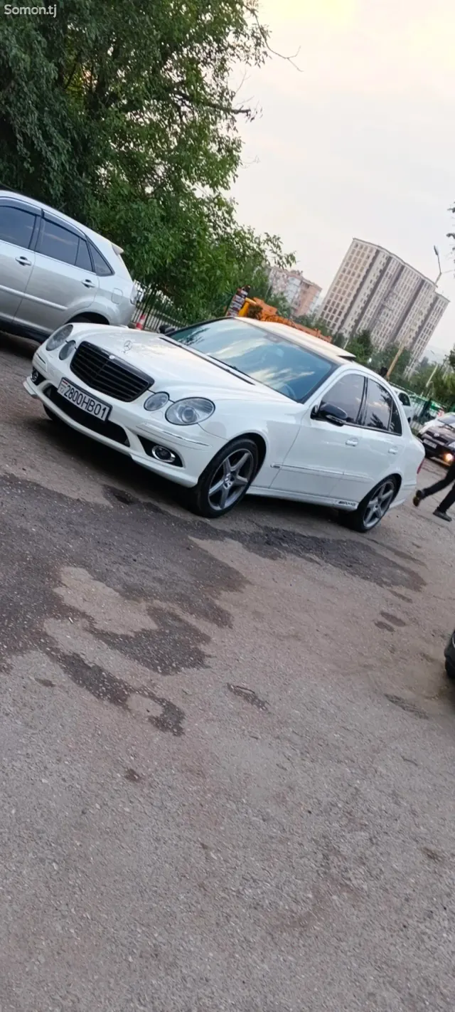 Mercedes-Benz E class 2008 · 3.5 AT