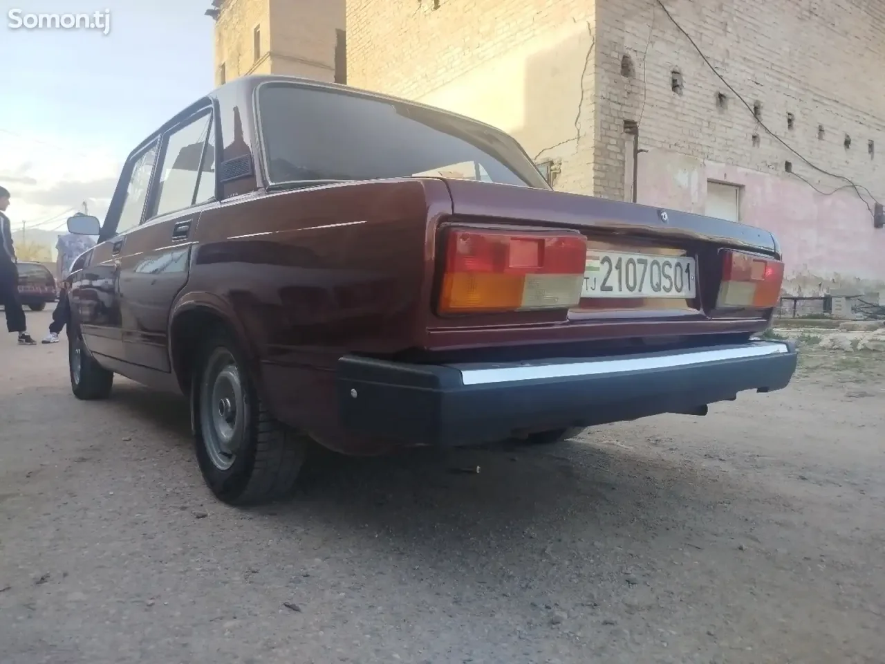 Lada (ВАЗ) 2107 2011 · 1.7 MT