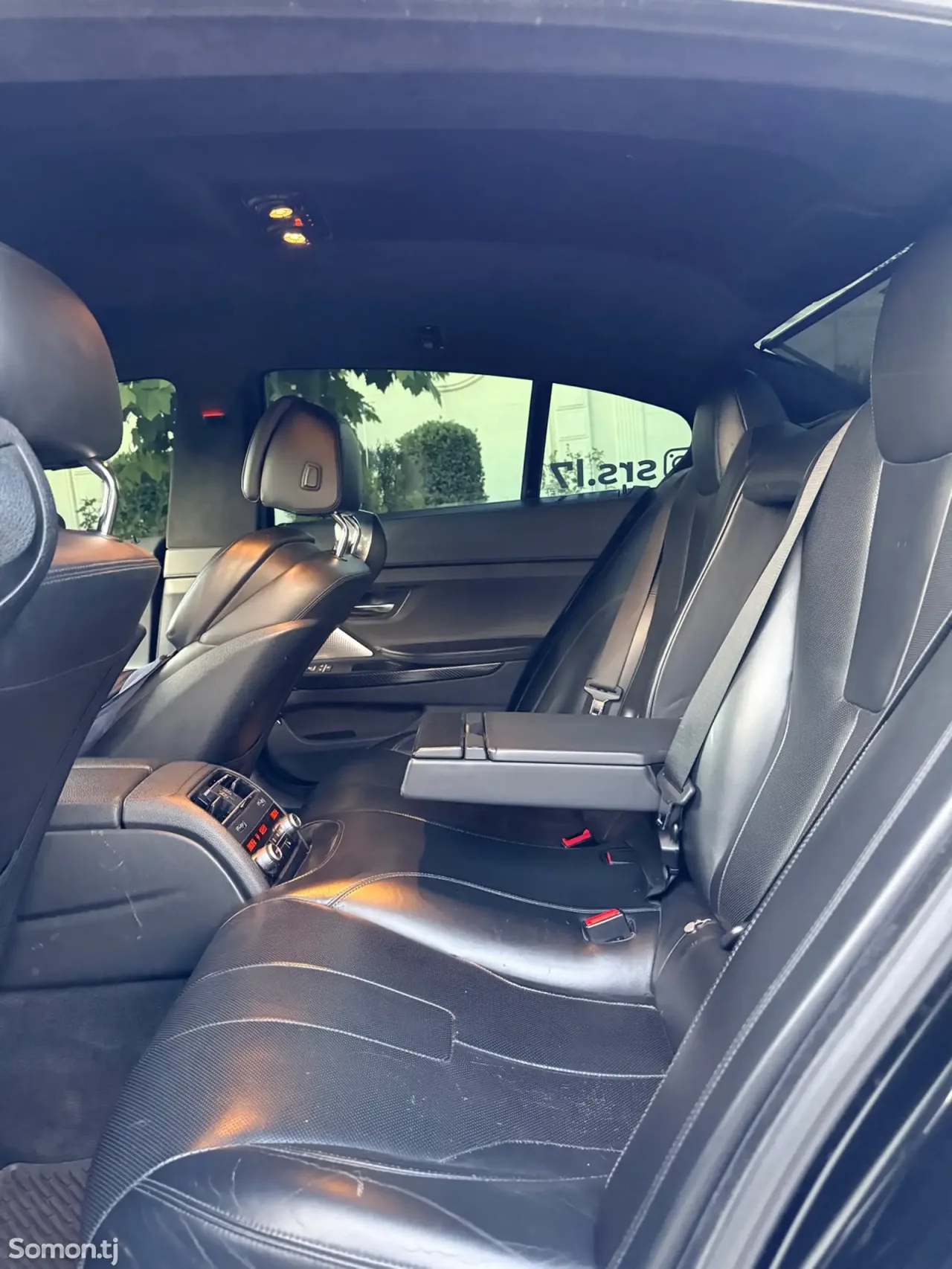 BMW M6 2014 · 4.4 AMT