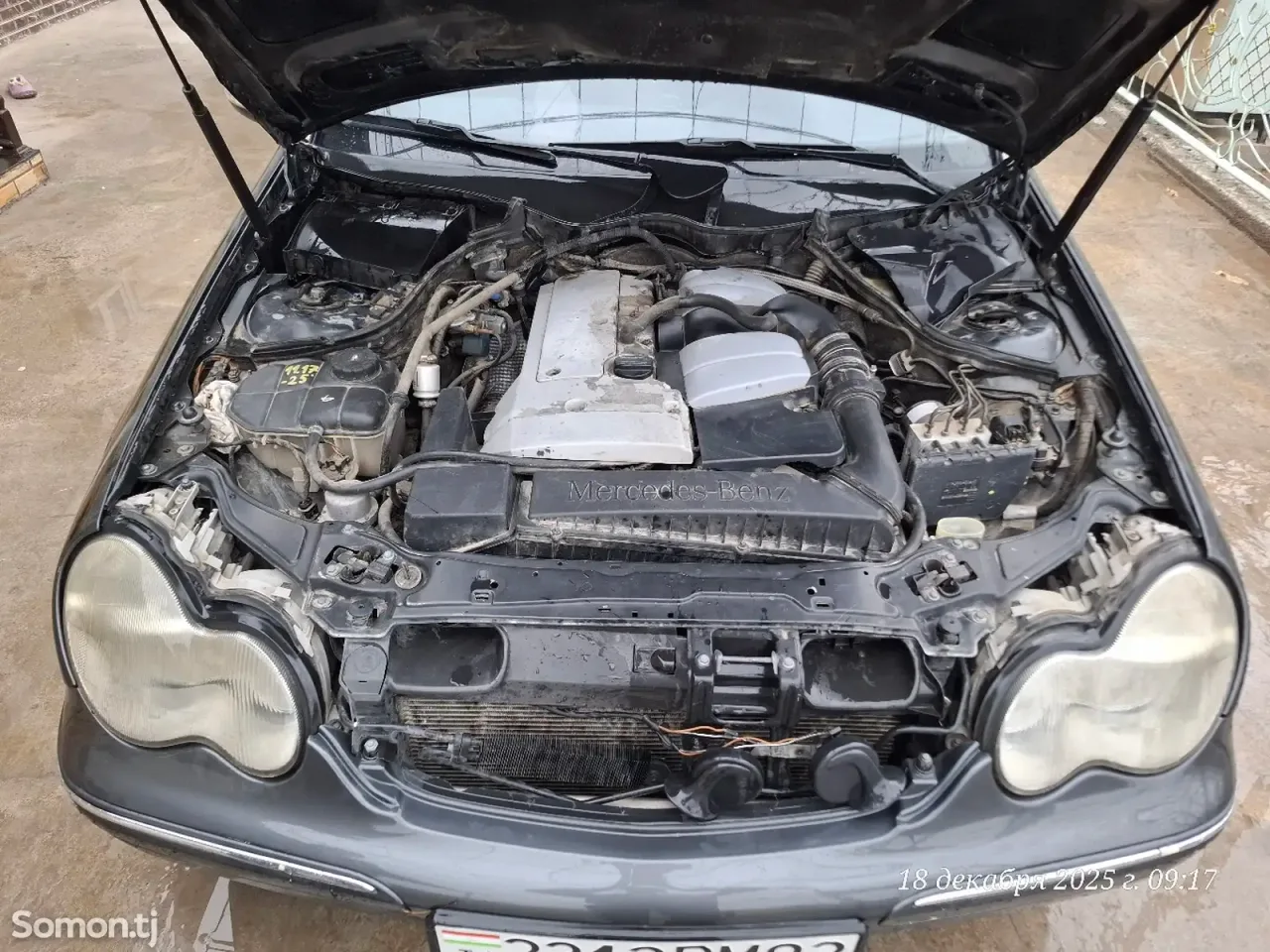 Mercedes-Benz C class 2001 · 2.3 AT