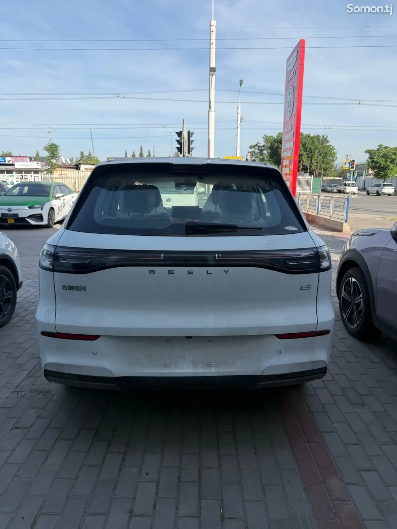 Geely Galaxy E5 2026 · AT