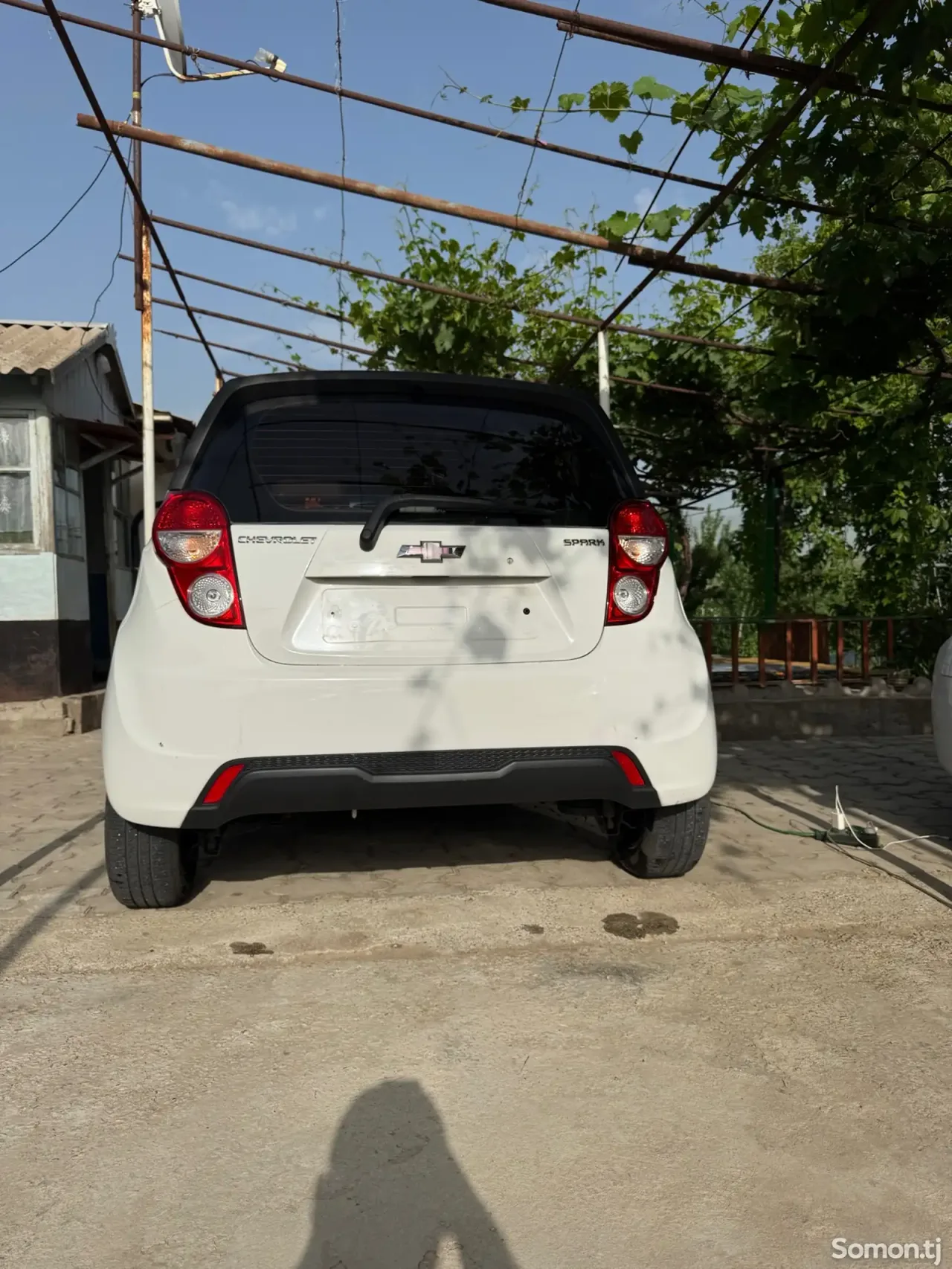 Chevrolet Spark 2014 · 1.0 MT