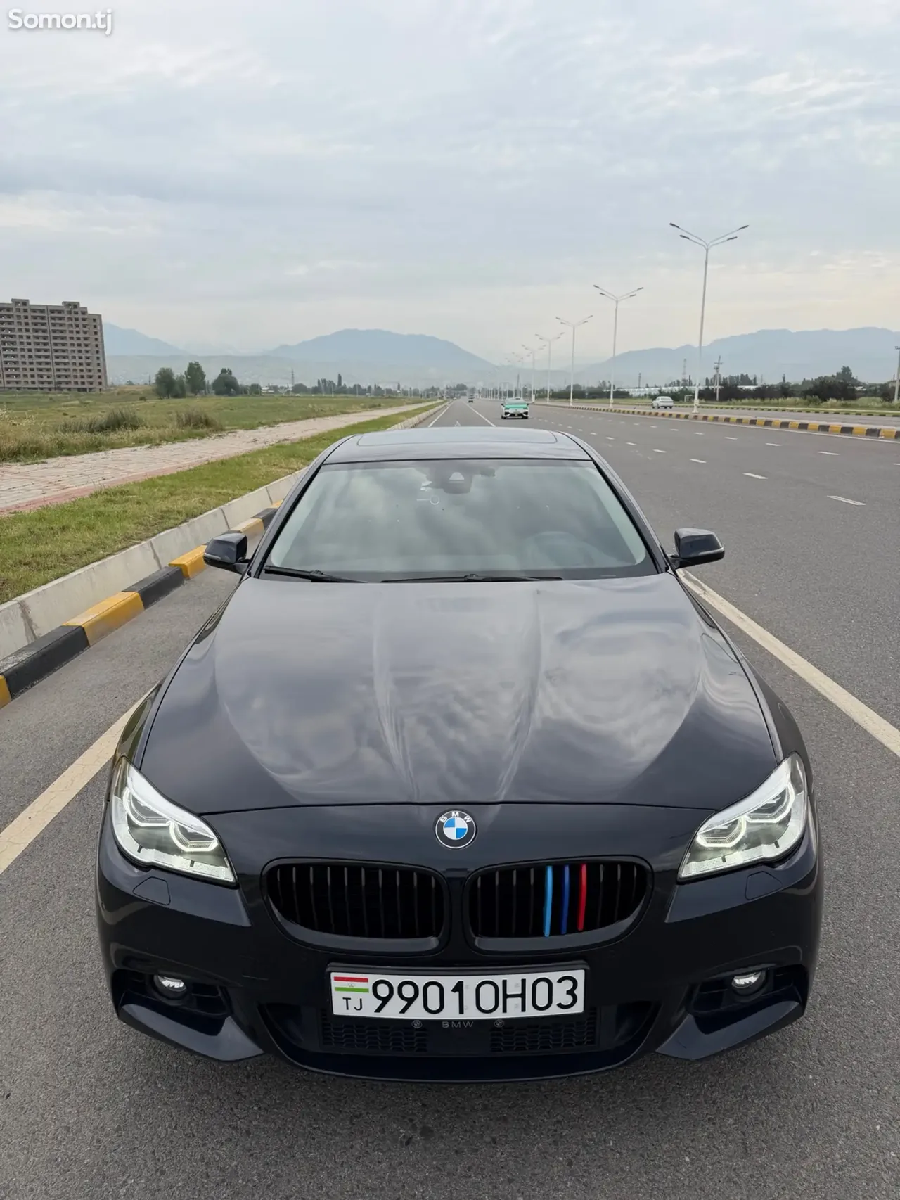 BMW 5 series 2016 · 2.0 AT