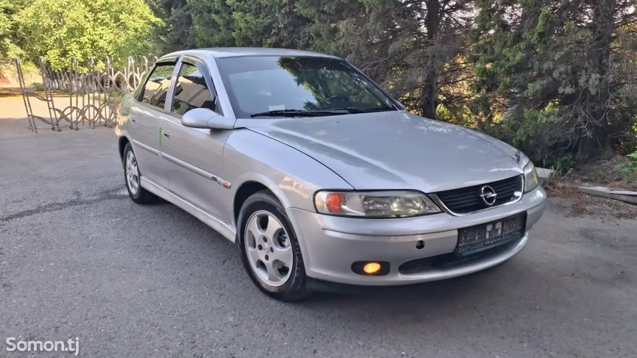 Opel Vectra B 1998 · 1.6 MT