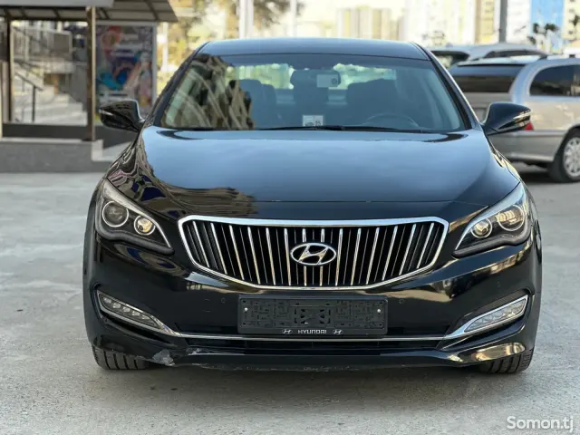 Hyundai Aslan 2014 · 3.0 AT
