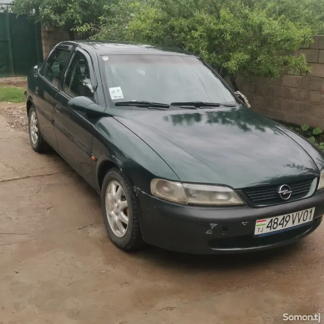 Opel Vectra B 1998 · 1.6 MT