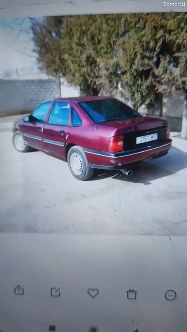 Opel Vectra A 1991 · 1.8 MT