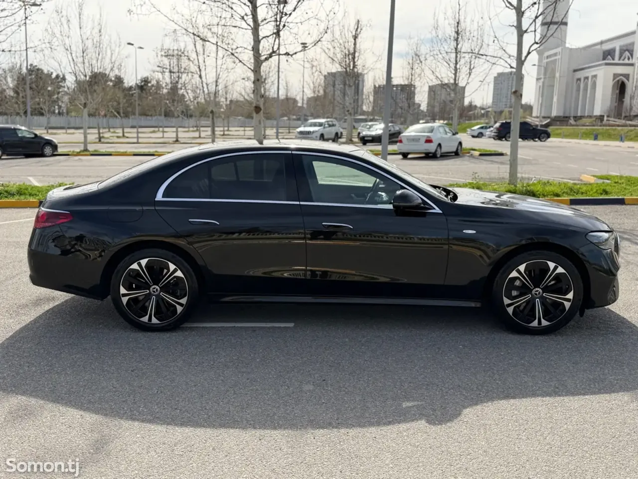 Mercedes-Benz E class 2025 · 3.0 AT