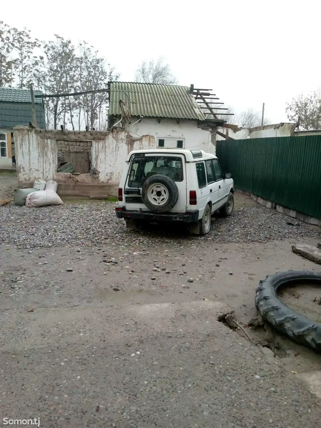 Land Rover Discovery 1993 · 2.5 MT