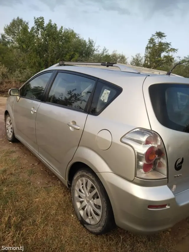 Toyota Verso 2006 · 1.6 MT